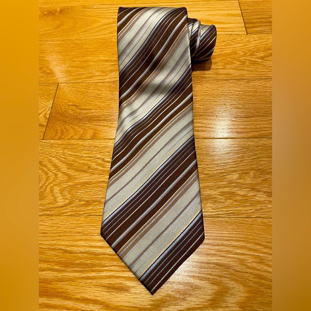 Men’s striped tie- Joseph & Feiss International